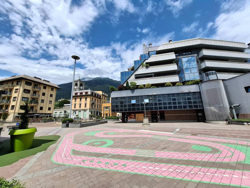 Appartamento a Sondrio in Largo Alberto Pedrini - Foto 2