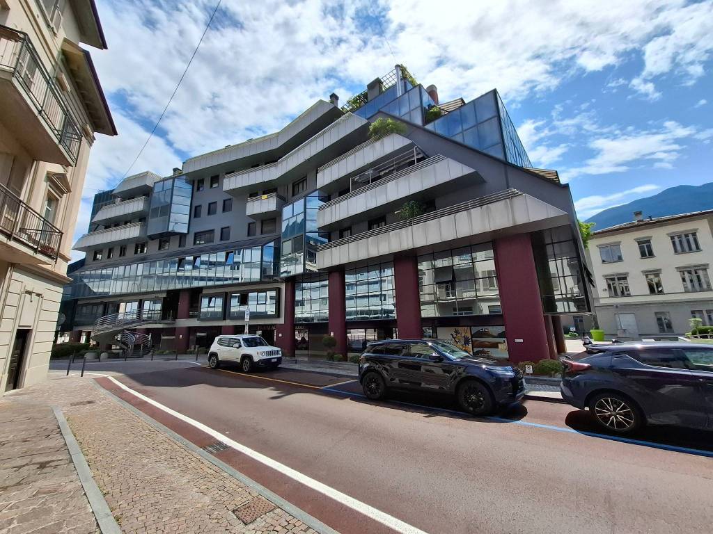 Appartamento a Sondrio in Largo Alberto Pedrini - Foto 3