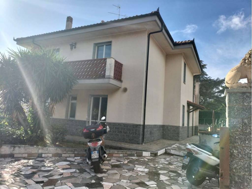 Villa a Ceriale in VIA MAGNONE - Foto 3