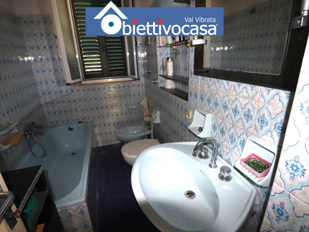 Casa indipendente a Teramo in Via Antonio De Albentiis, 73 - Foto 5