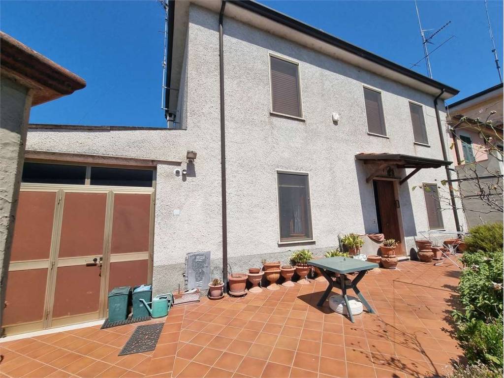 Villetta a schiera a Sarzana in VIA Dante alighieri , 15 - Foto 3