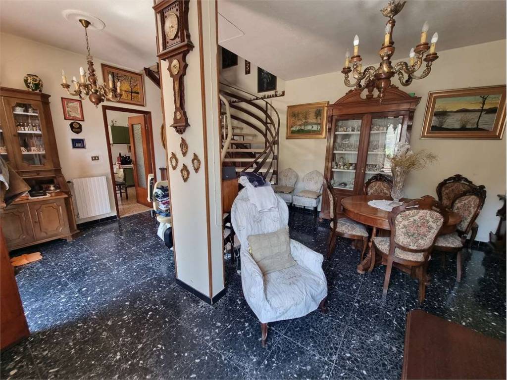 Villetta a schiera a Sarzana in VIA Dante alighieri , 15 - Foto 5