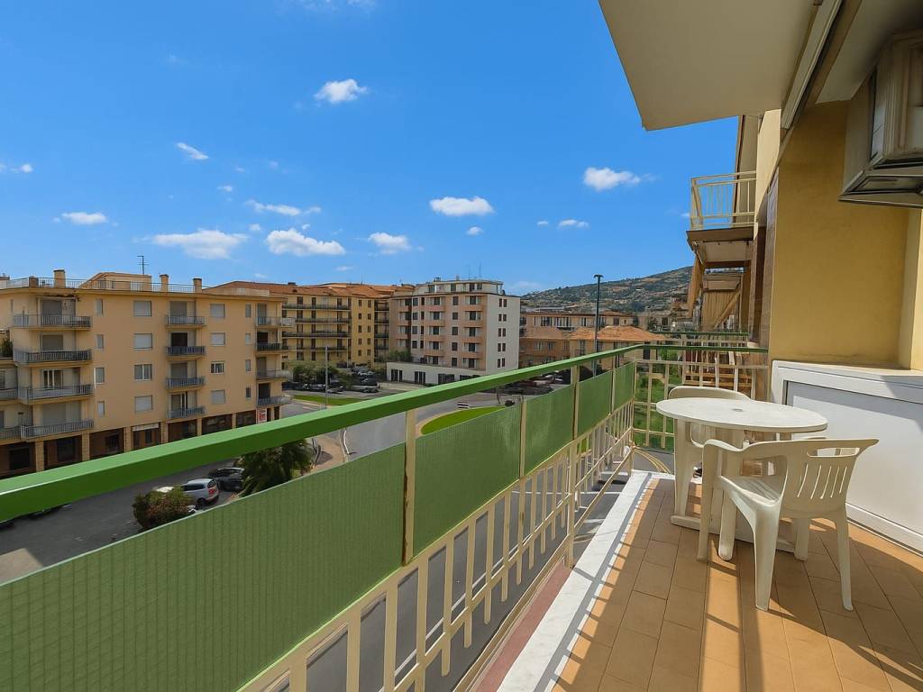 Appartamento a Taggia in Via Aurelia Levante - Foto 2