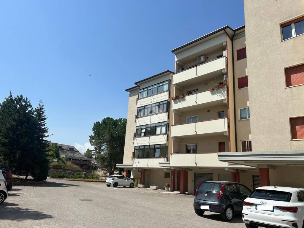 Appartamento a Potenza in Via Rocco Scotellaro, 1 - Foto 2