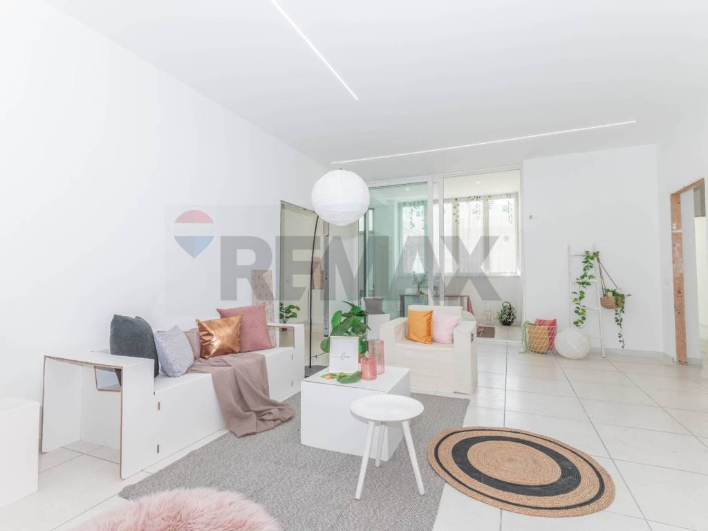Appartamento a Caltagirone in Viale Principe Umberto, 87 - Foto 3