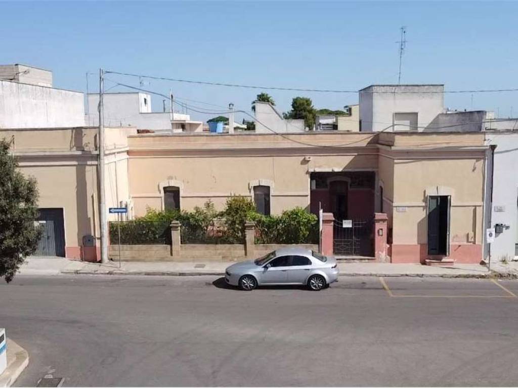 Casa indipendente a Racale in piazza beltrano , 1 - Foto 3