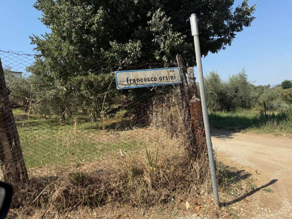 Terreno a Fara in sabina in via Guiderolfo - Foto 3
