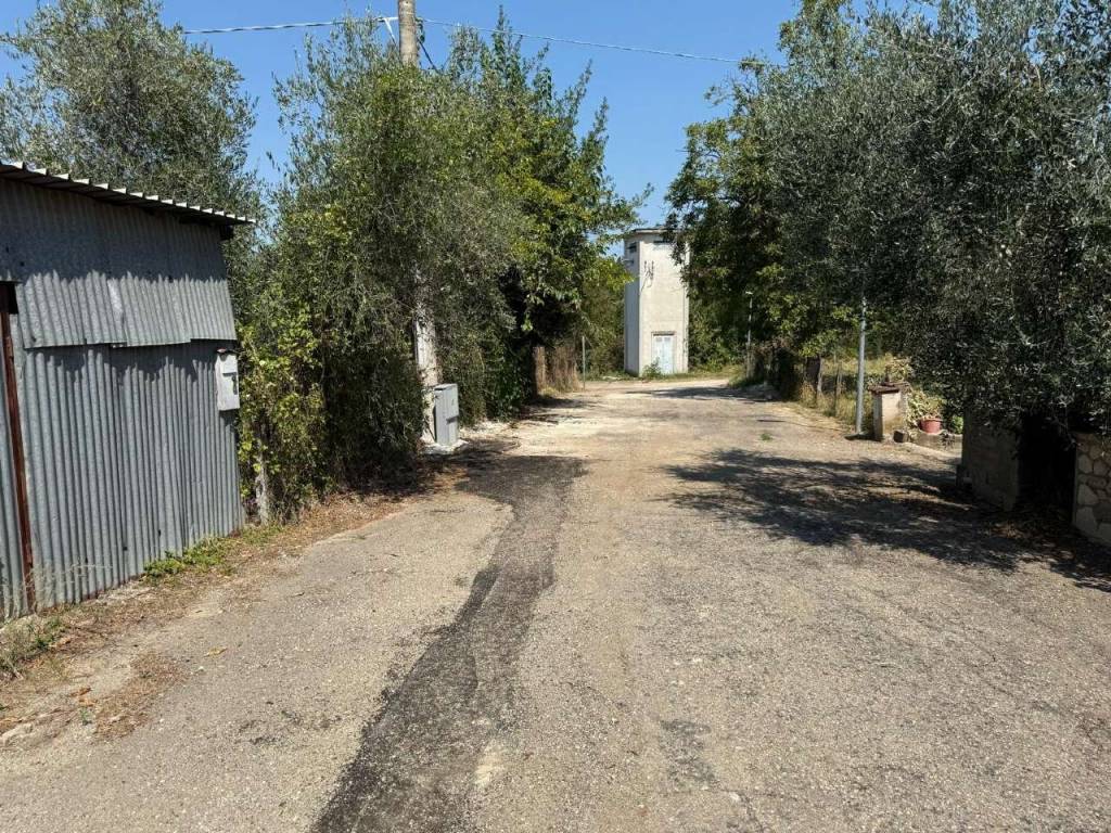 Terreno a Fara in sabina in via Guiderolfo - Foto 4