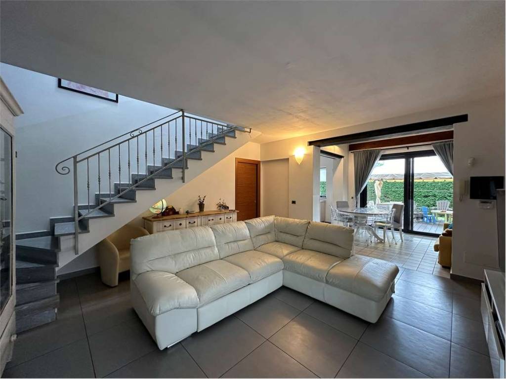 Villa a Mezzomerico - Foto 4