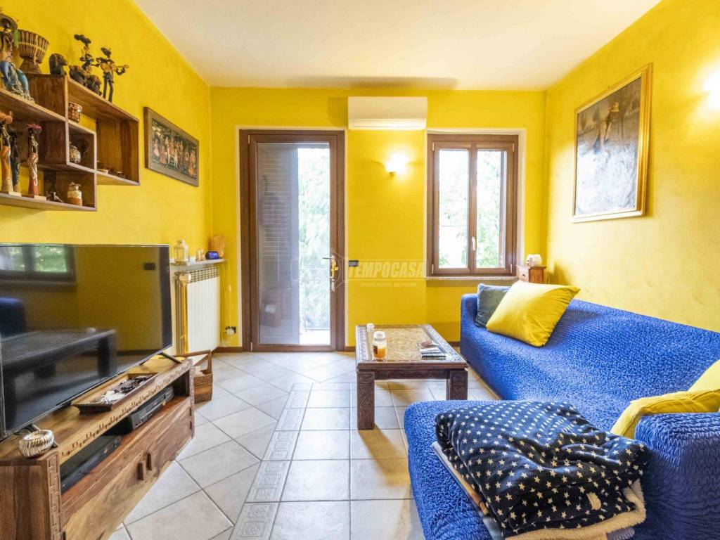 Appartamento a Romentino in Via Cesare Battisti - Foto 4