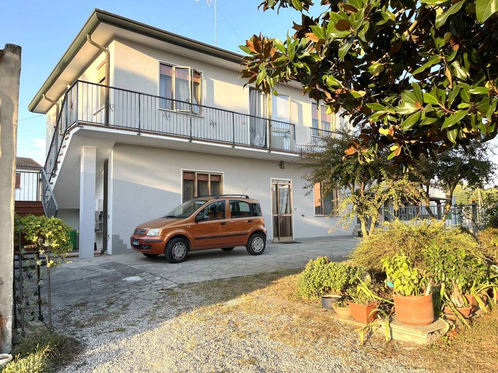 Villa a Porto viro in Via Roma, 5 - Foto 2