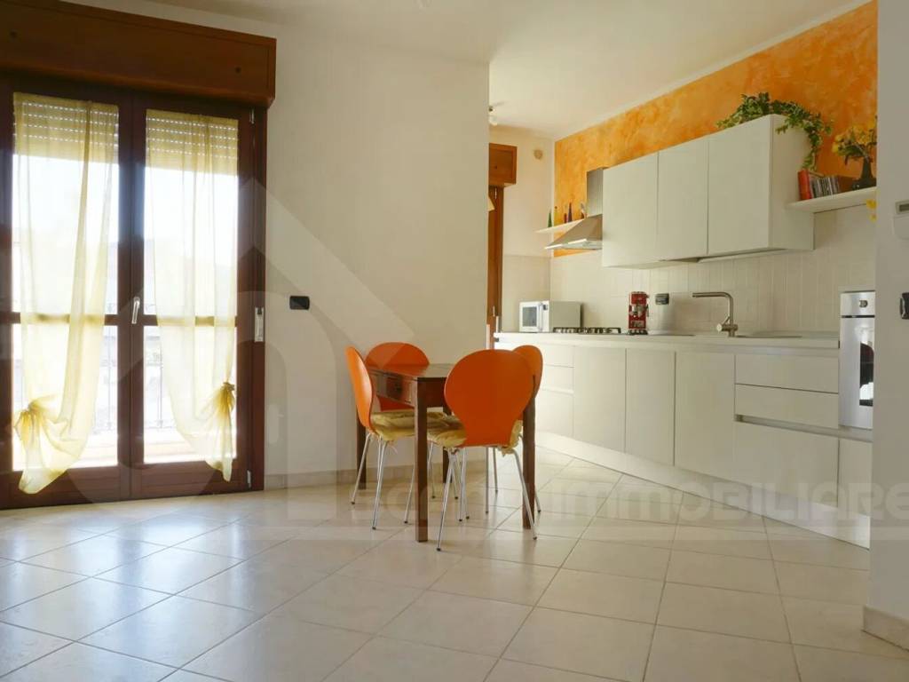 Appartamento a Decimomannu in Via Nazionale - Foto 3