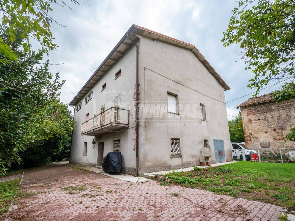 Casa indipendente a Scandiano in Via Almansi 13 - Foto 2