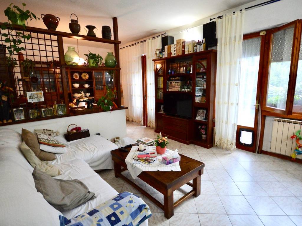 Appartamento a Montevarchi in Via Antonio Pacinotti - Foto 2