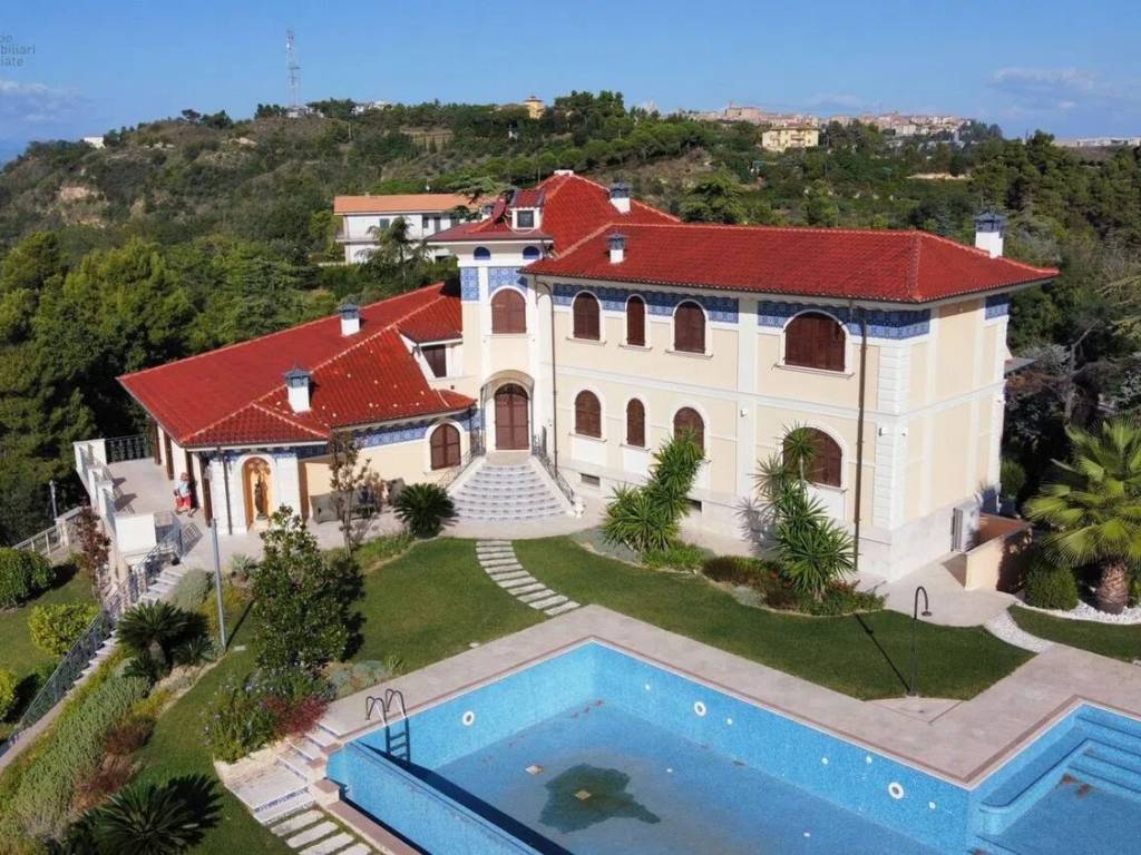 Villa a Ripatransone in Strada Provinciale Cuprense, 19 - Foto 2