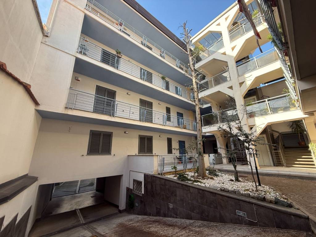 Appartamento a Curti in Via Vittorio Veneto - Foto 3