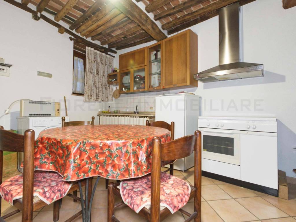 Appartamento a Campiglia marittima in Piazza del Mercato - Foto 5