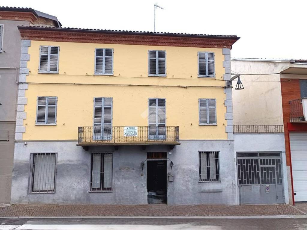 Casa indipendente a Costigliole d'asti in Viale Bianco Corrado, 7 - Foto 2