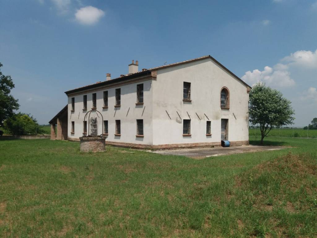 Rustico / casale a Bagnacavallo in Via Bidolone - Foto 4