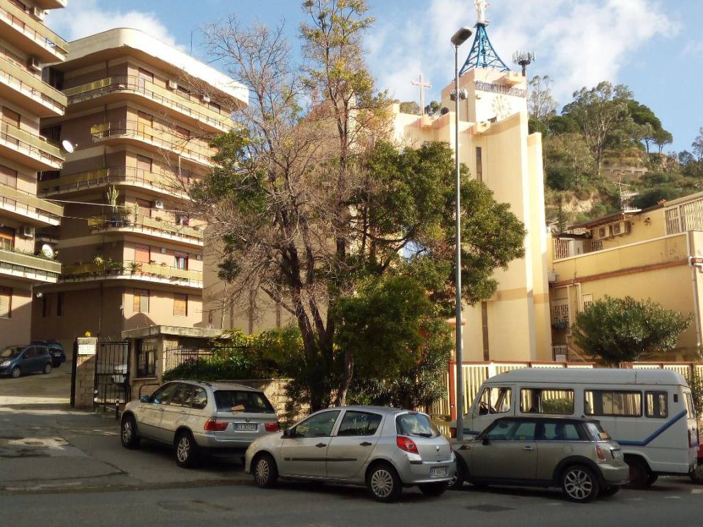 Appartamento a Messina in Via Pietro Castelli - Foto 3