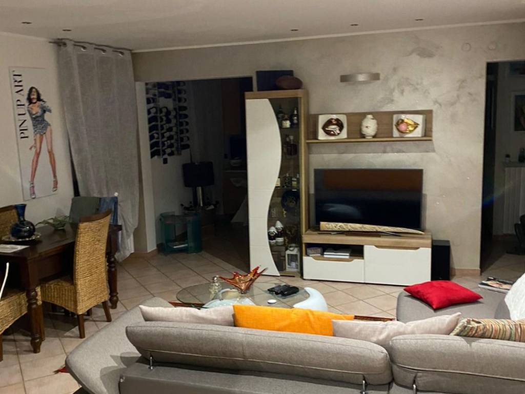 Appartamento a Chieri in Via Guglielmo Marconi, 3 - Foto 2