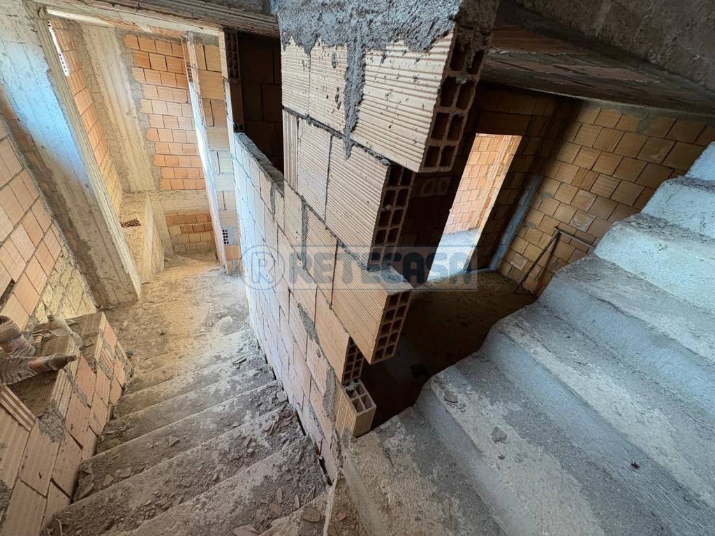 Casa indipendente a Marcianise in Via Paolo De Majo, 44 - Foto 5
