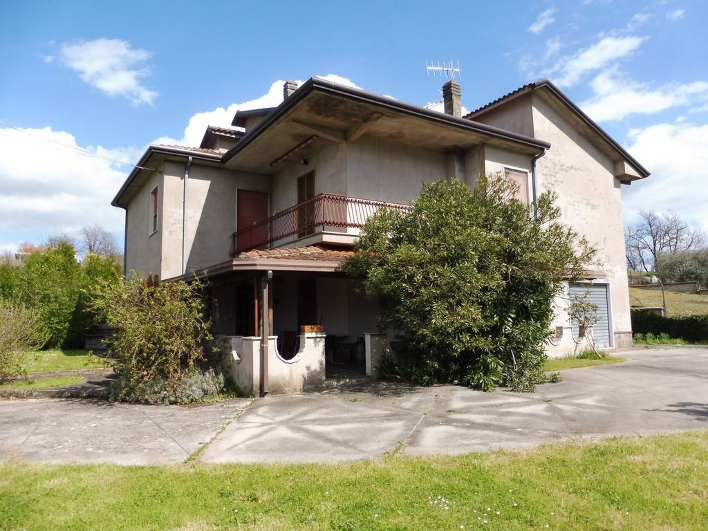 Villa a Ceccano in Via Cirello - Foto 5