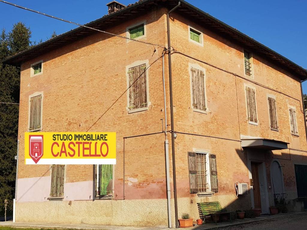 Rustico / casale a Castelfranco emilia in Via per Recovato - Foto 2