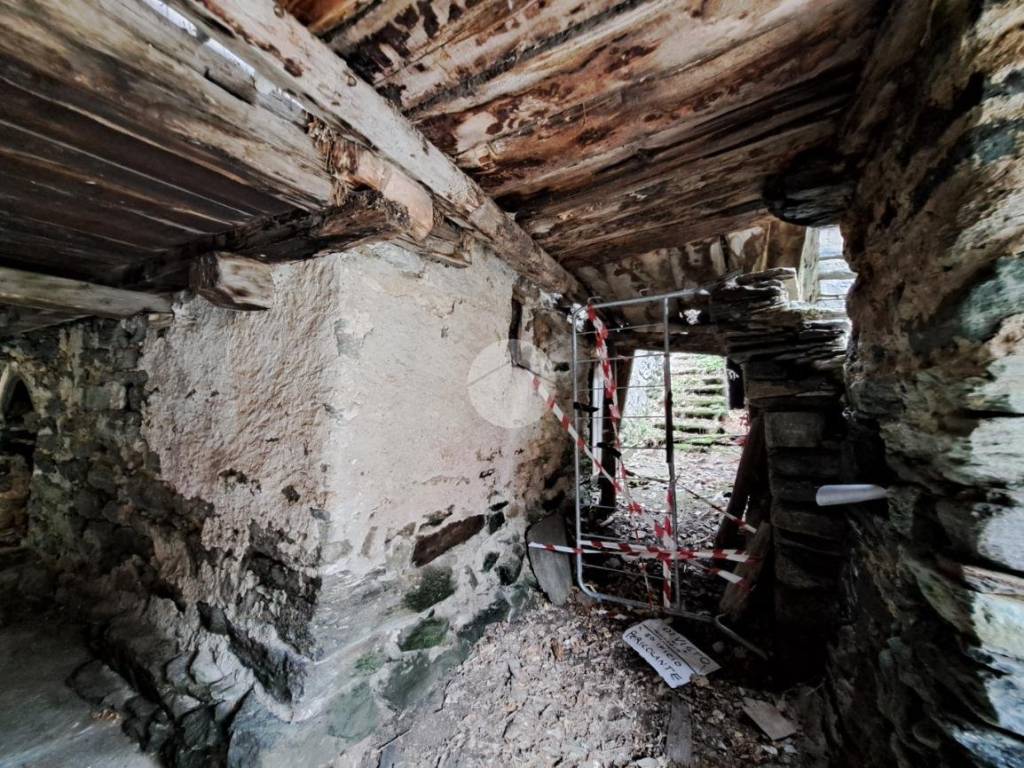 Rustico / casale a Valsavarenche in Frazione Rovenaud - Foto 4