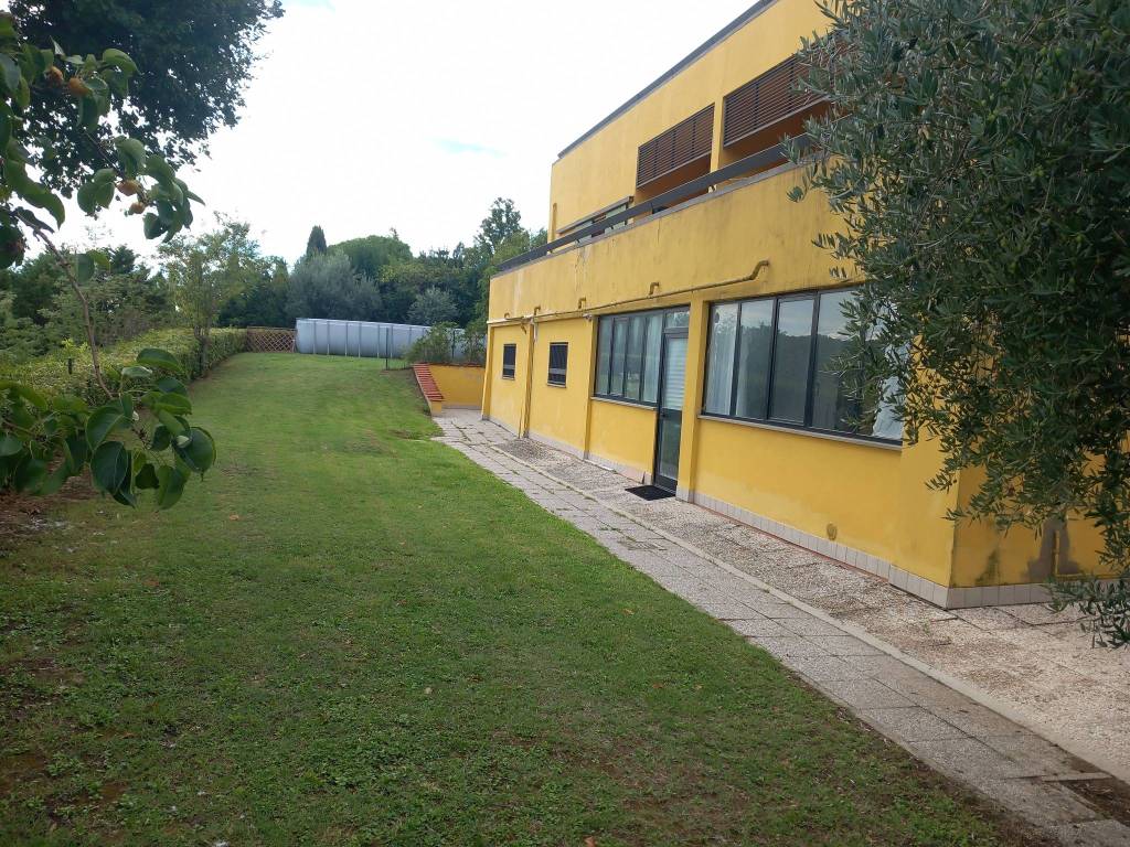 Villa a Pesaro in Strada Cerreto - Foto 2