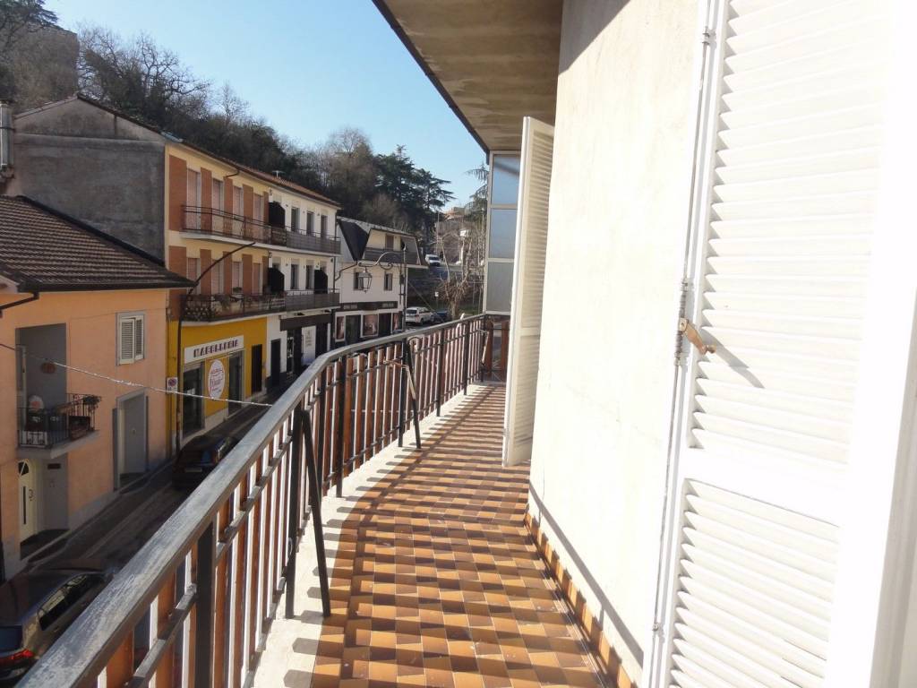 Villa a Ceccano in Viale della Libertà - Foto 2