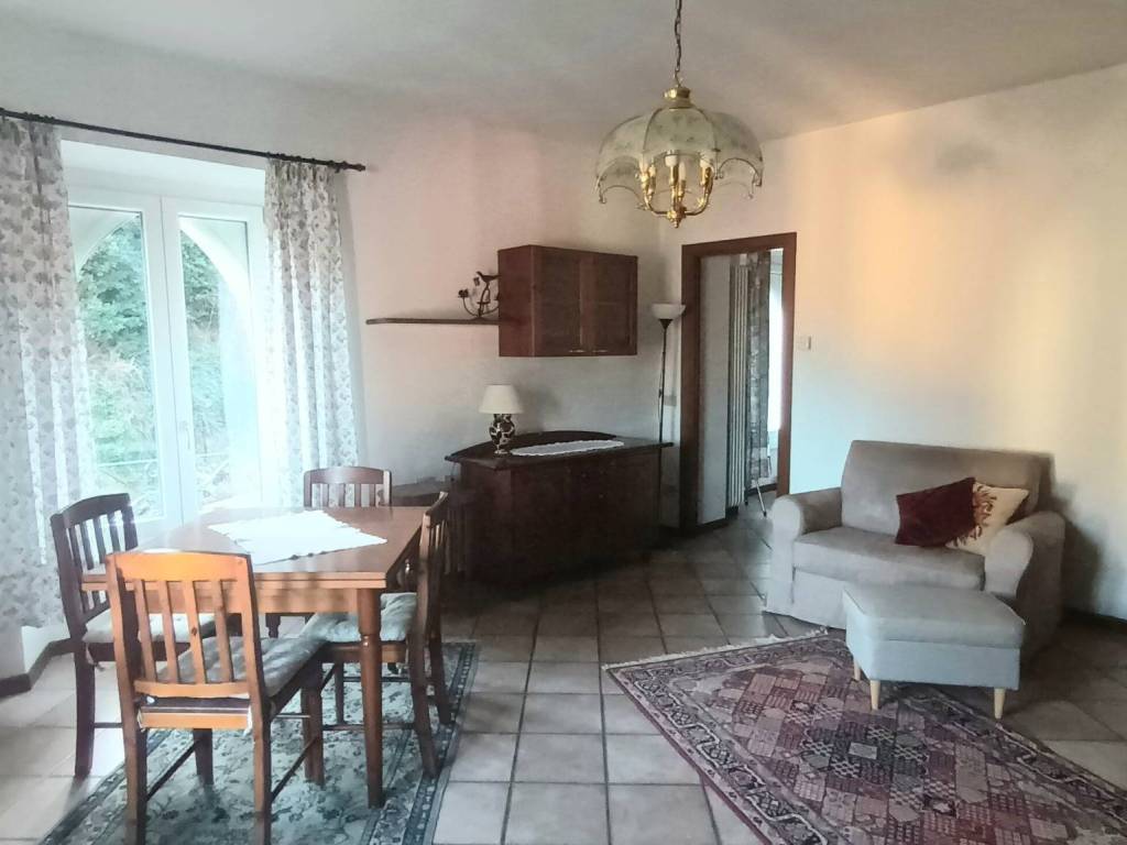 Appartamento a Como in Via Agostino dell'Orto, 5 - Foto 3