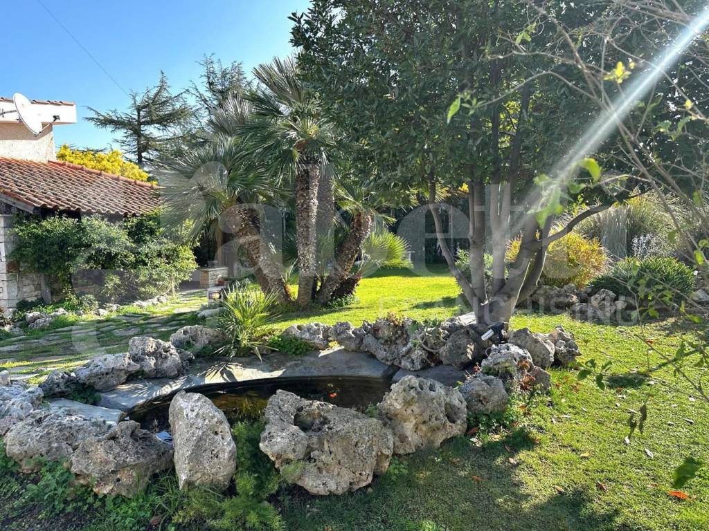 Villa a Bisceglie in Via Luigi di Molfetta, 233 - Foto 4