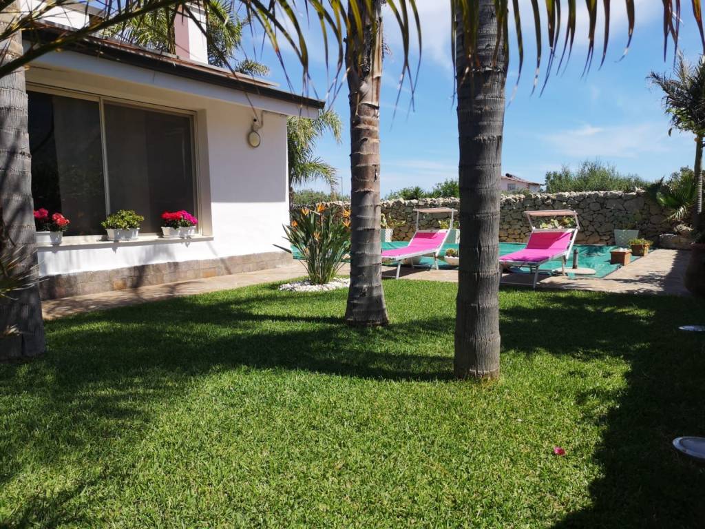 Villa a Cinisi in Via Piersanti Mattarella, 19 - Foto 2