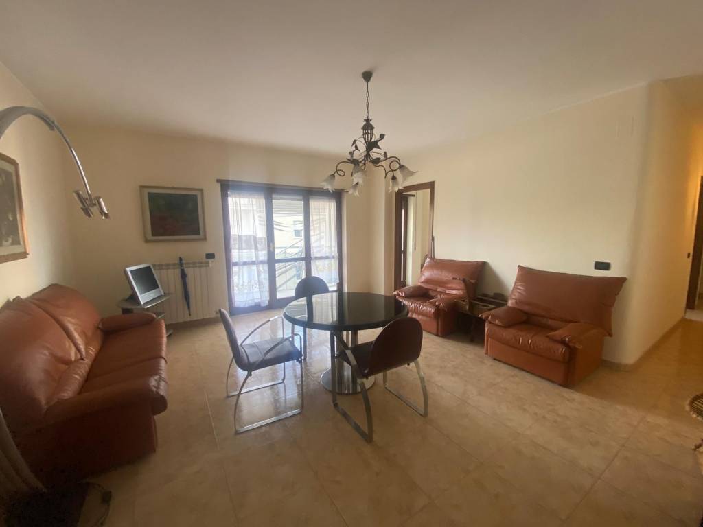 Appartamento a Cosenza in Piazza Garibaldi Scavello - Foto 4