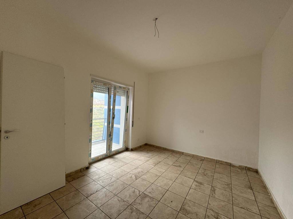 Appartamento a Lamezia terme in Via Isaac Newton - Foto 3