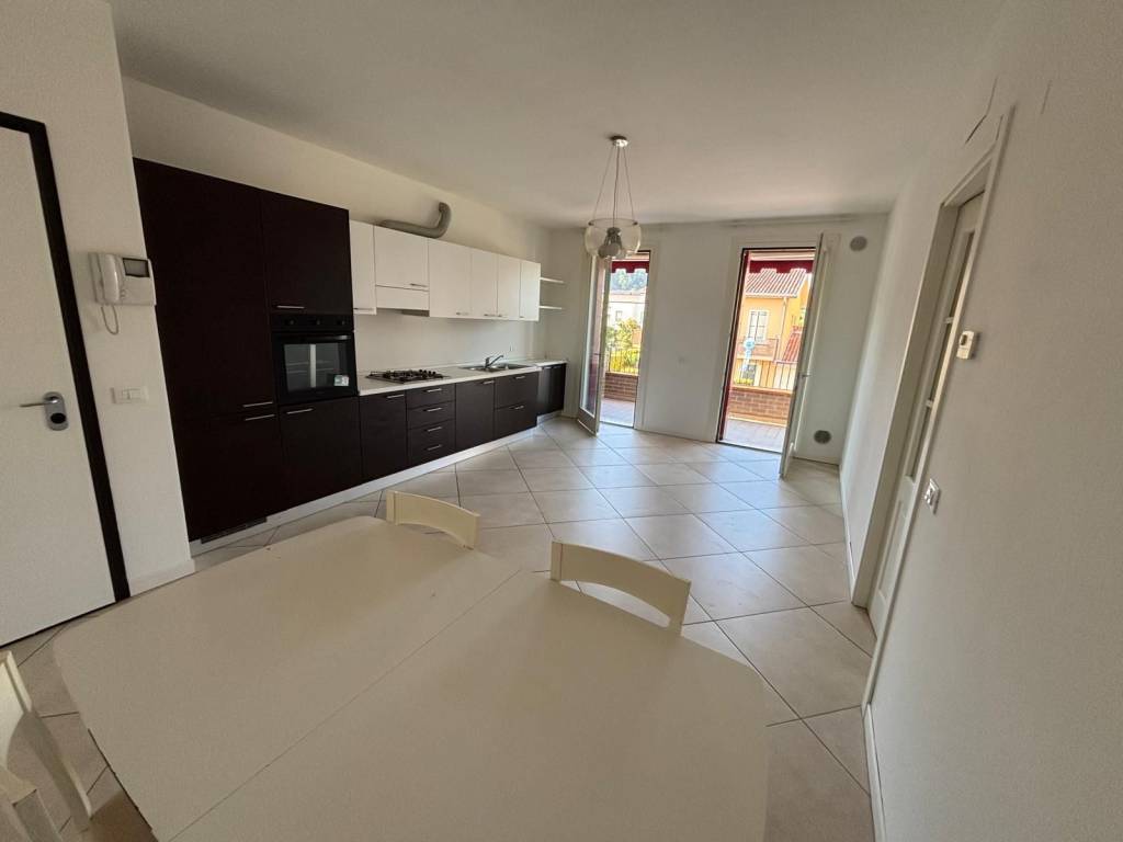 Appartamento a Rovolon in Via Conca Verde - Foto 3