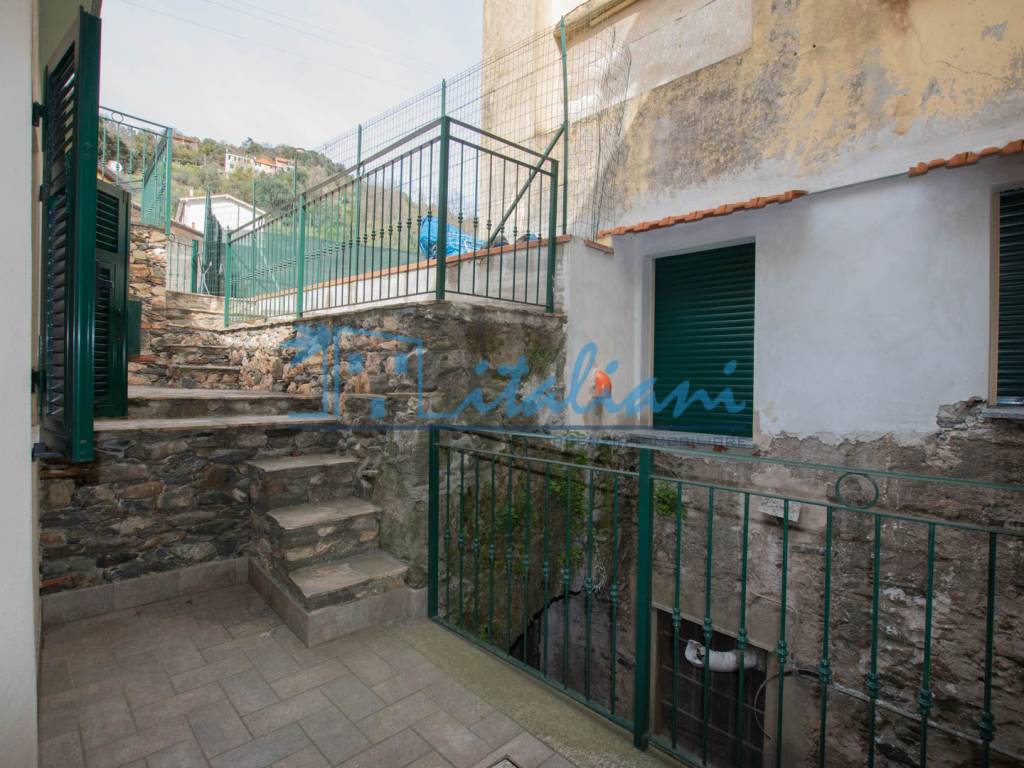 Appartamento a Varazze in Via Emilio Vecchia - Foto 3