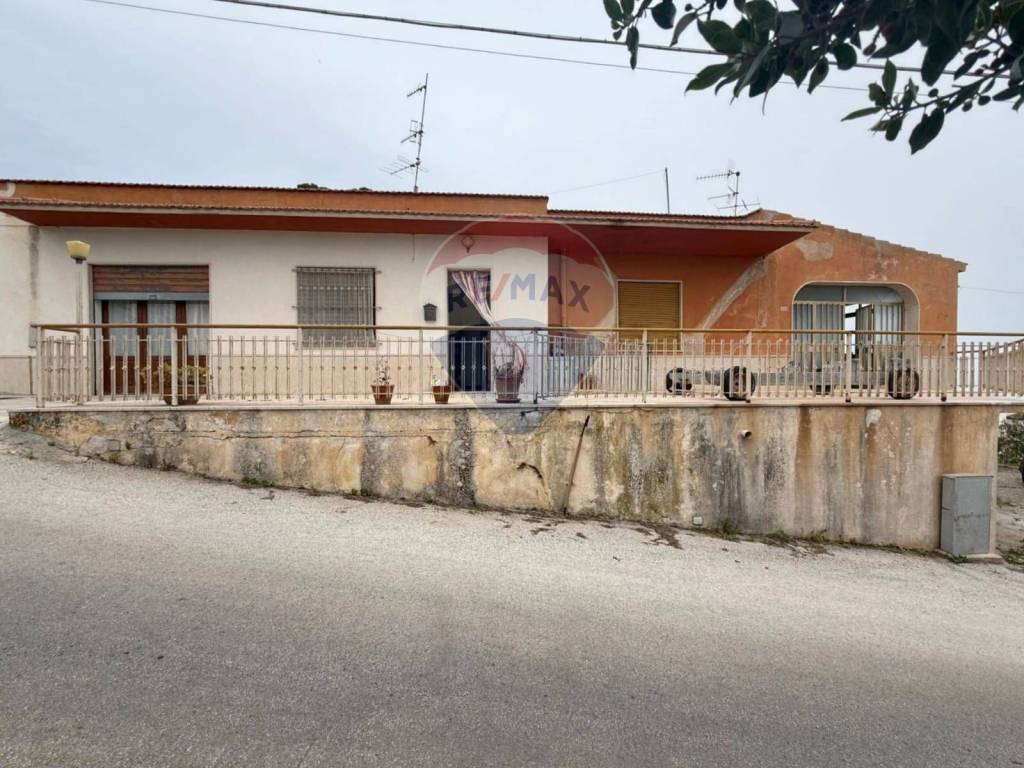 Casa indipendente a Valderice in Via Cavaliere, 5 - Foto 4