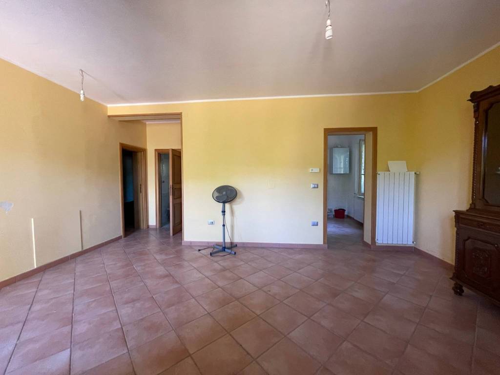 Appartamento a Alanno in Via Coccialonga, 15 - Foto 5