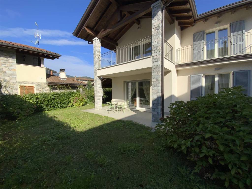 Villa a Gignese in Via al Castello, 2 - Foto 2