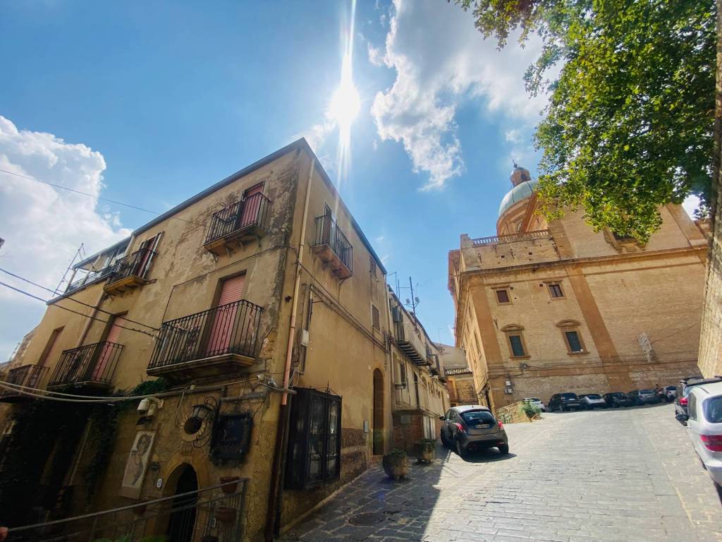 Casa indipendente a Piazza armerina in Via Camillo Benso di Cavour - Foto 3
