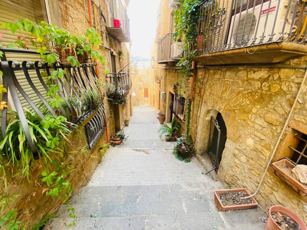 Casa indipendente a Piazza armerina in Via Camillo Benso di Cavour - Foto 5