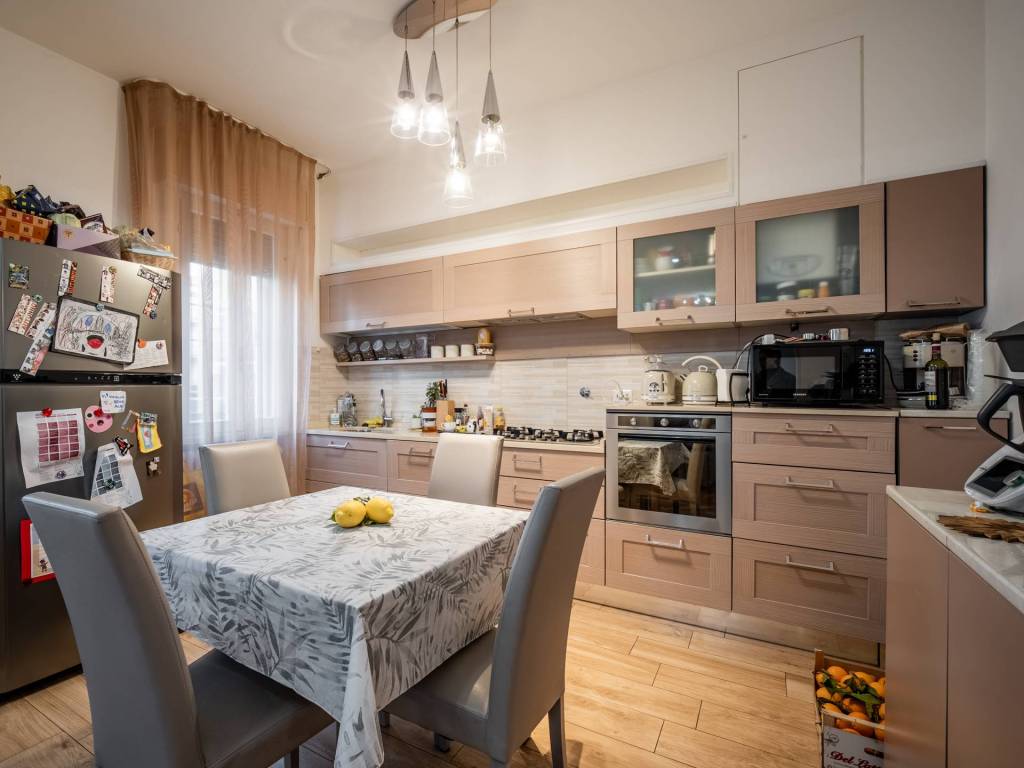 Appartamento a Reggio emilia in Via Gaspare Spontini, 10 - Foto 5