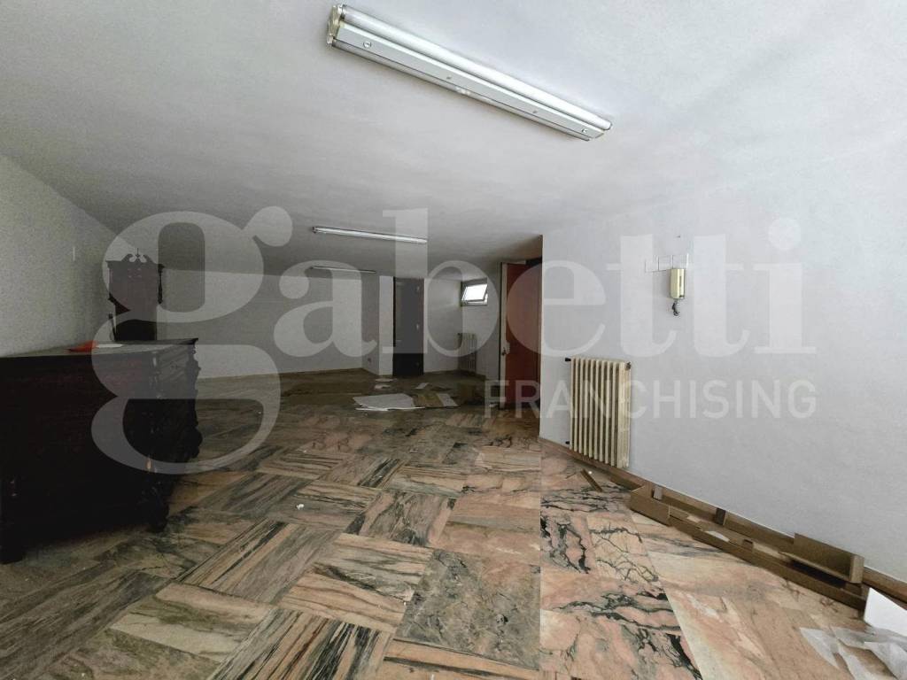 Immobile a Andria in VIALE DON LUIGI STURZO, 36 - Foto 4