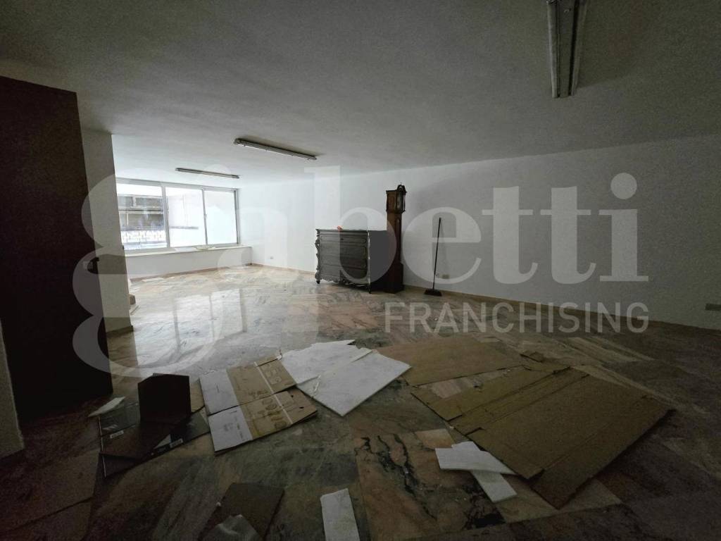 Immobile a Andria in VIALE DON LUIGI STURZO, 36 - Foto 5