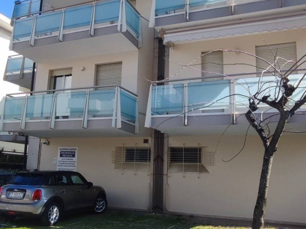 Appartamento a Riccione in Viale Dante Alighieri, 274 - Foto 4