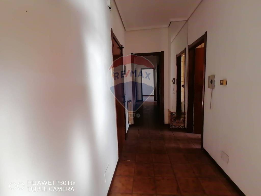 Appartamento a Comiso in via La Grange, 26 - Foto 3