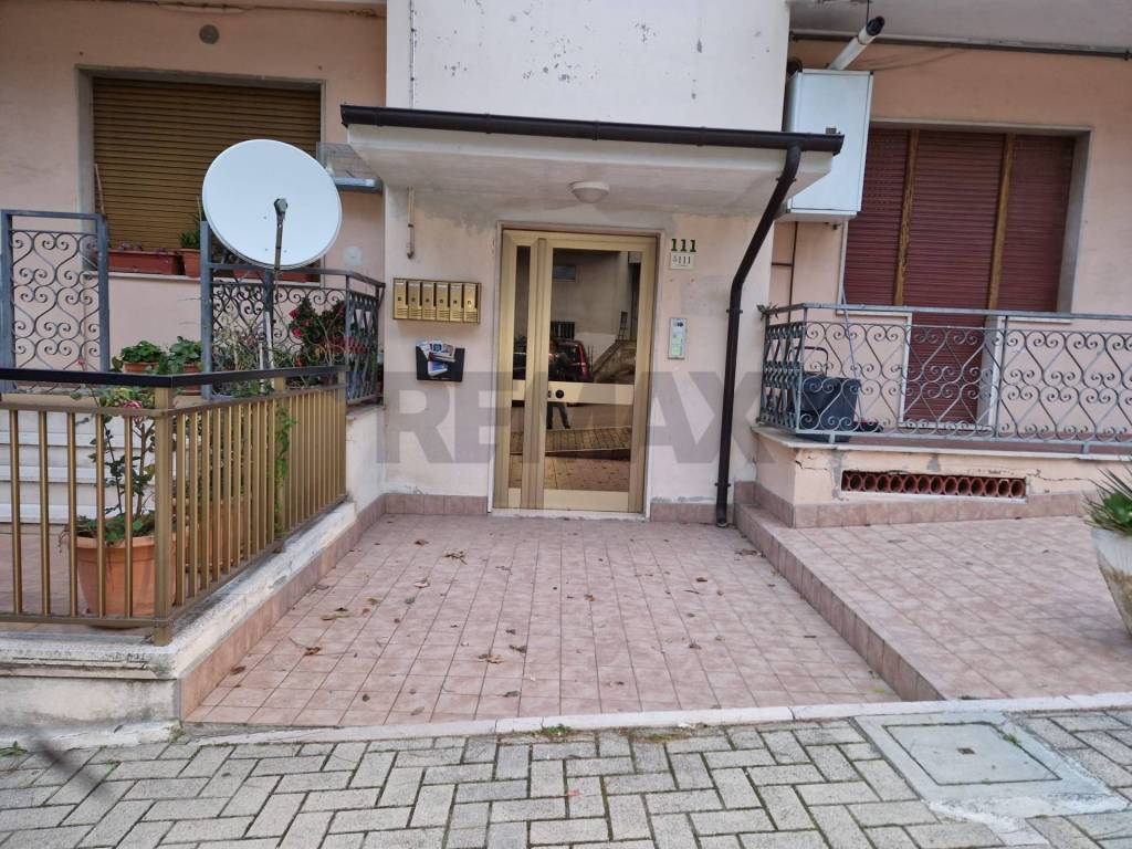 Appartamento a Loreto aprutino in Via Cappuccini, 111 - Foto 2