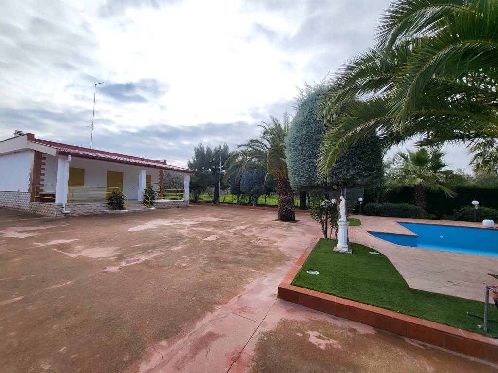 Villa a Andria in Contrada Troianelli - Foto 2